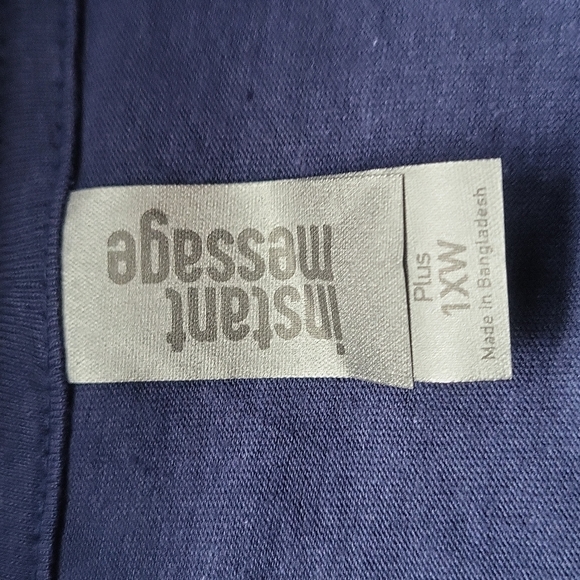 🍄 Brand new navy mushroom t-shirt - Picture 4 of 10